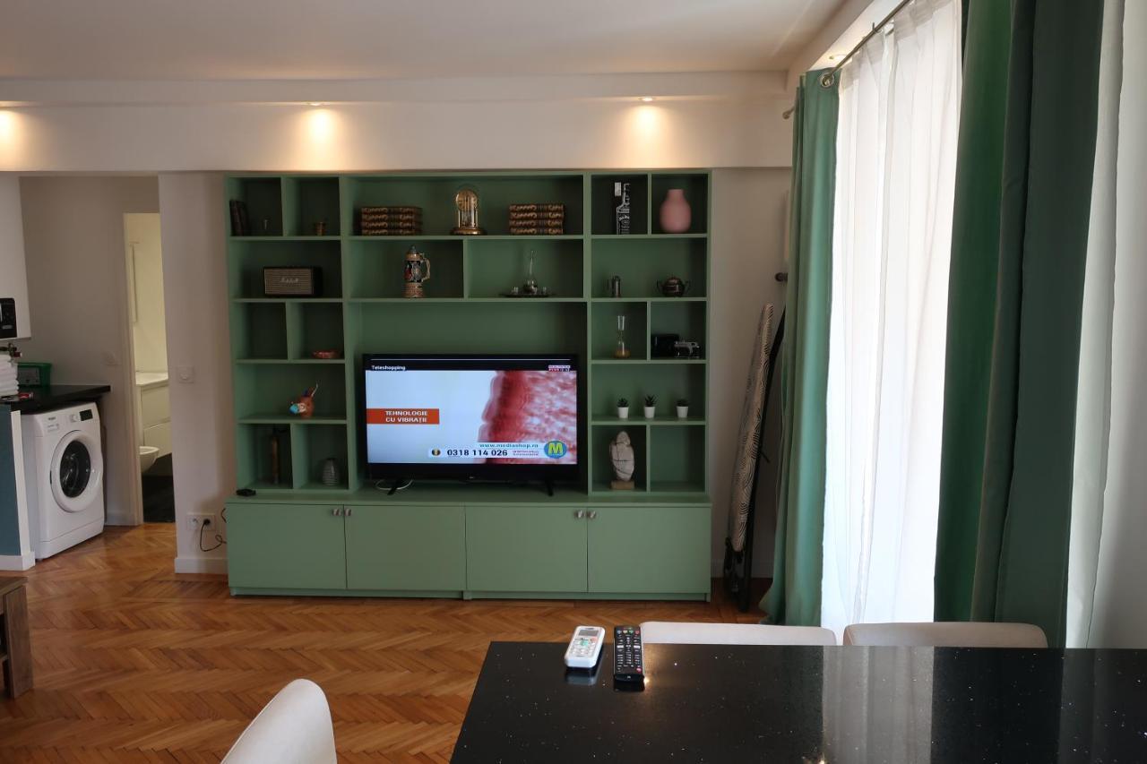 Central 2 Apartment Craiova Exterior photo